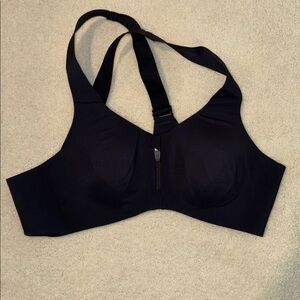 Knix Black Zip-Front Bra. Catalyst Front Zip Sports Bra. Size 1